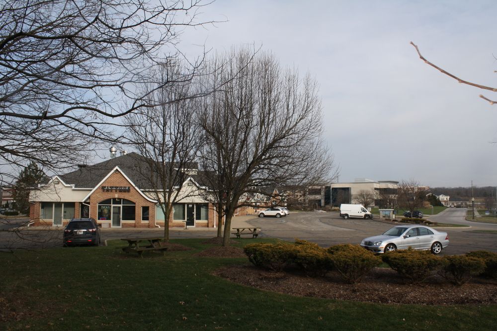 Courthouse Plaza: 4161 Steels Pointe, Stow, OH 44224